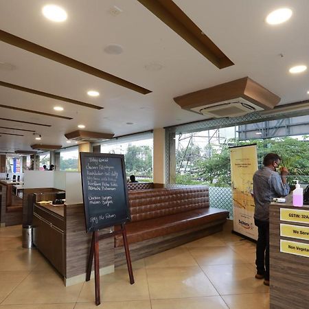 As Airport Inn Kochi Екстер'єр фото