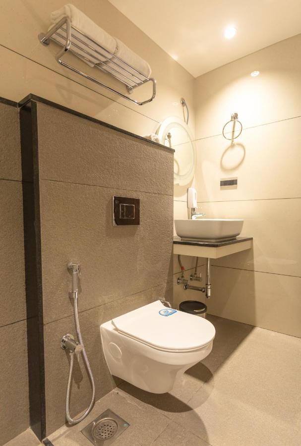 As Airport Inn Kochi Екстер'єр фото