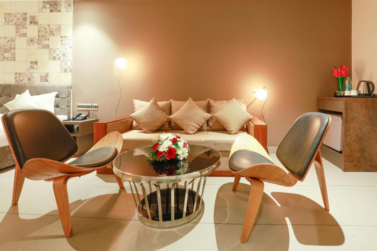 As Airport Inn Kochi Екстер'єр фото